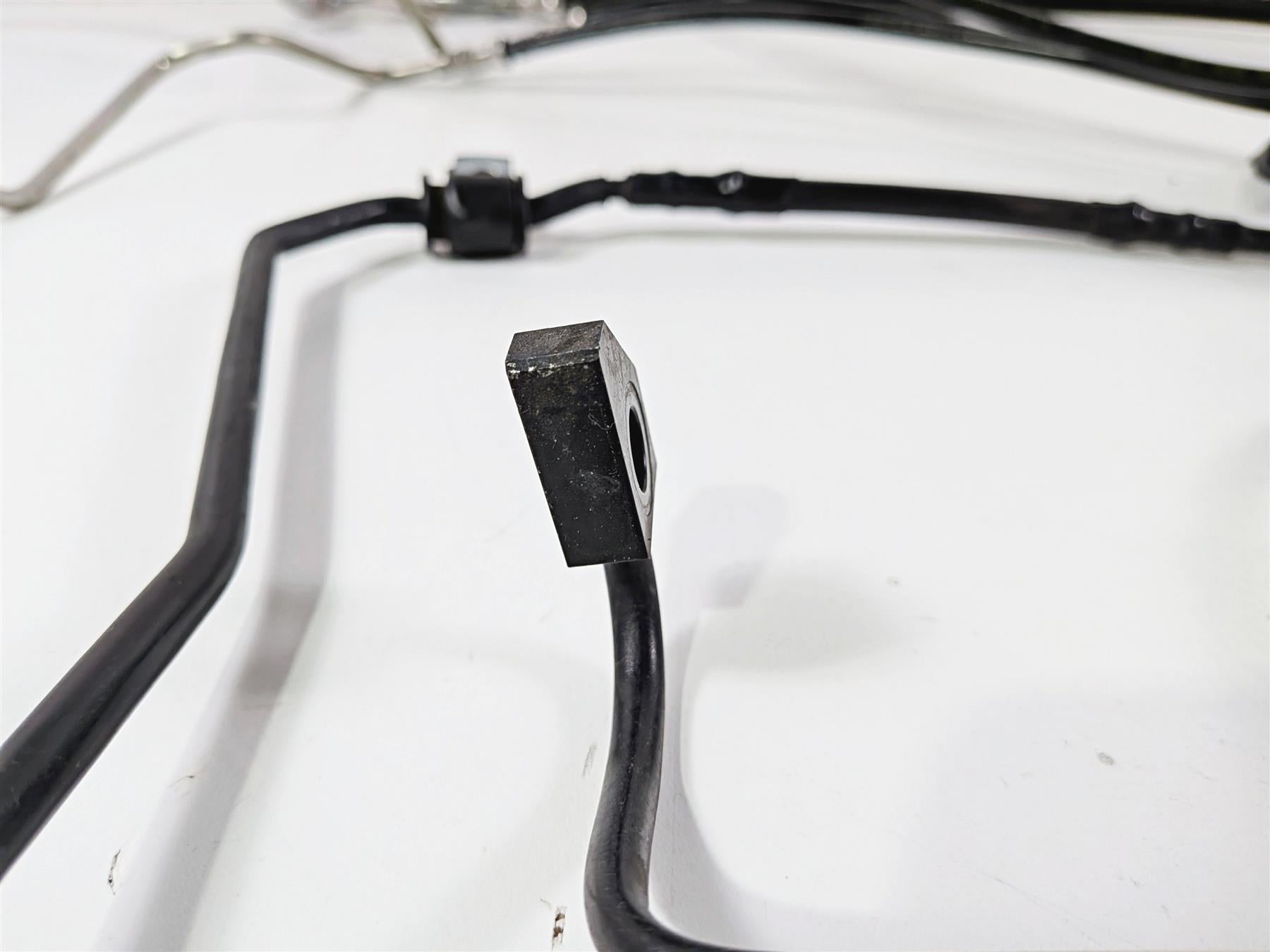 2014 Harley Touring FLHTK Electra Glide Front & Rear Abs Brake Lines 41800544-Mototech271