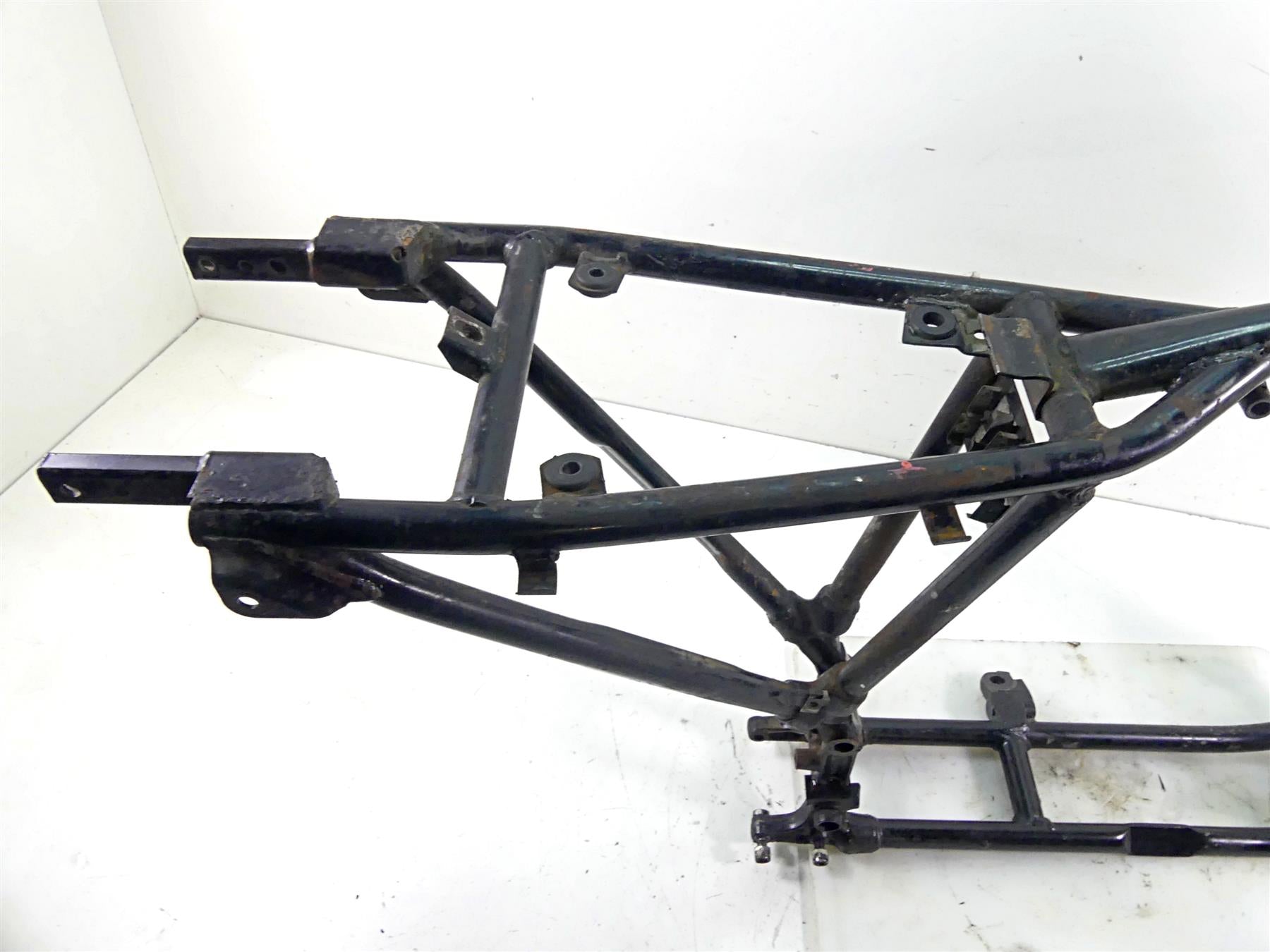 1979 Harley Sportster XLS1000 Roadster Straight Main Frame Chassis 47265-79 {{ shop.shopifyCountryName }} - Mototech271