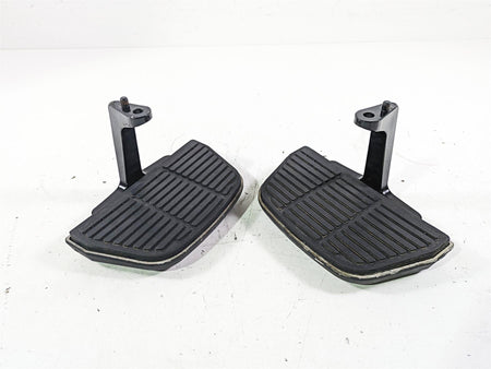2003 Harley Touring FLHTCUI 100TH E-Glide Passenger Floor Board Set 52719-93B {{ shop.shopifyCountryName }} - Mototech271