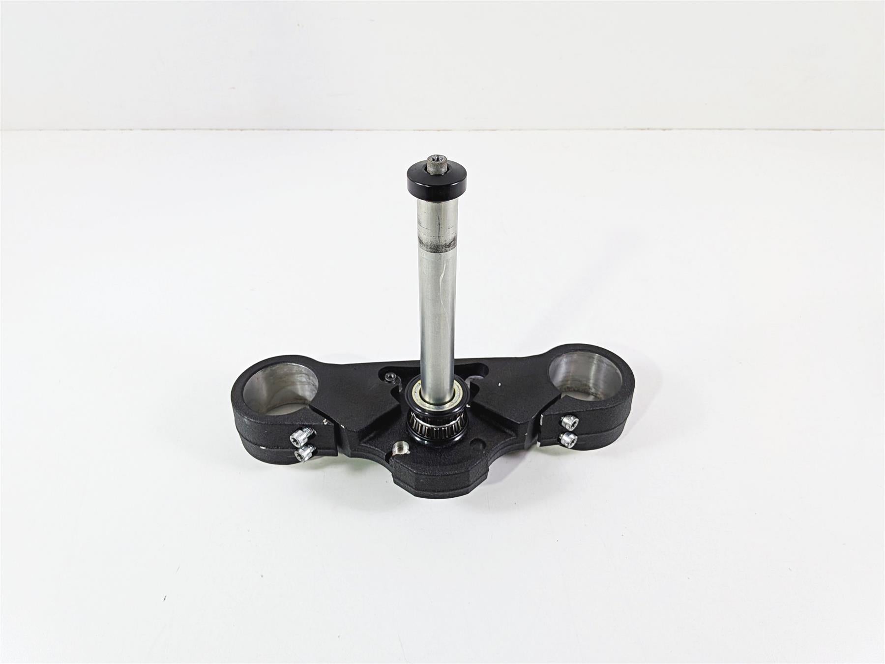 2022 Harley Softail FXLRST Low Rider Lower Triple Tree Steering Clamp 45900260B {{ shop.shopifyCountryName }} - Mototech271