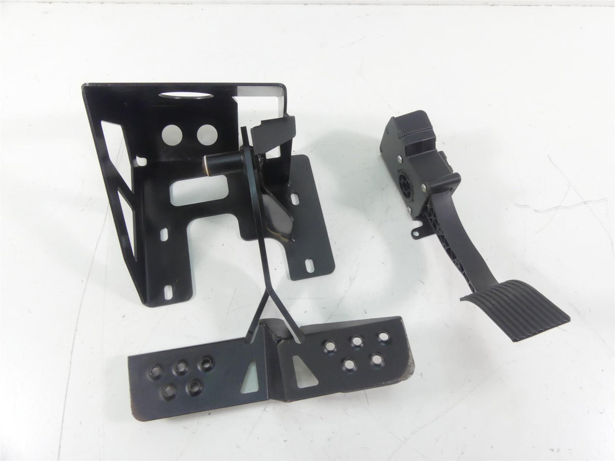 2020 Polaris RZR RS1 1000 Brake & Accelerate Pedal Lever Set 1023075 4014042 {{ shop.shopifyCountryName }} - Mototech271