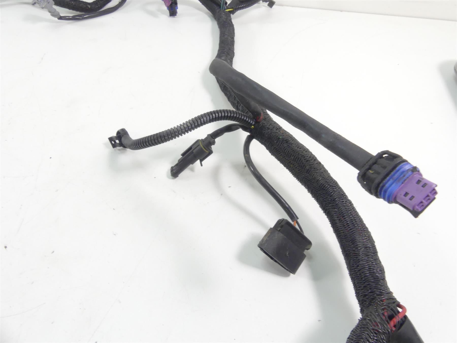 2011 Harley VRSCF Muscle Rod Main Wiring Harness Non Abs Set - No Cuts 70125-08A {{ shop.shopifyCountryName }} - Mototech271