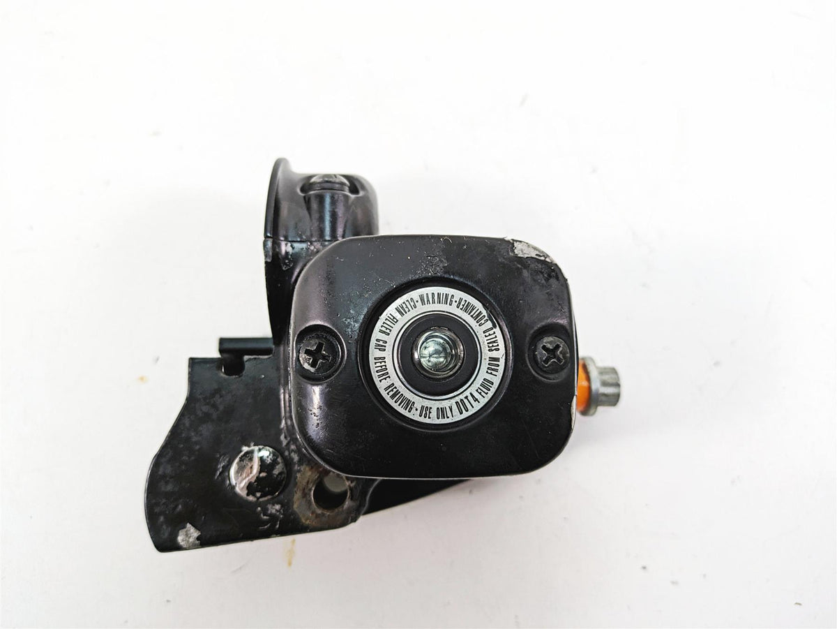 2009 Harley Softail FLSTSB Cross Bones Front Master Cylinder 9/16 45019-08C {{ shop.shopifyCountryName }} - Mototech271