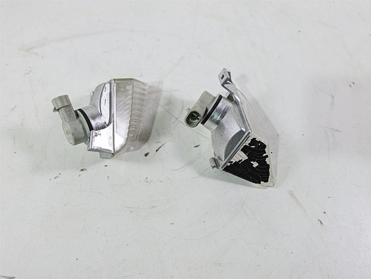 2016 Moto Guzzi Stelvio 1200 8V NTX Front Blinker Set - Read 978428 978427 {{ shop.shopifyCountryName }} - Mototech271