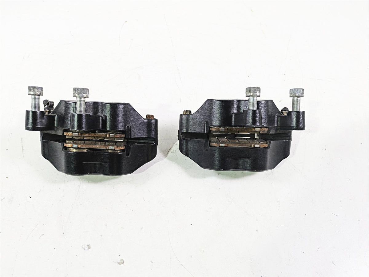 2018 Indian Chieftain Limited Front Brake Caliper Set 1912390 1912391 {{ shop.shopifyCountryName }} - Mototech271