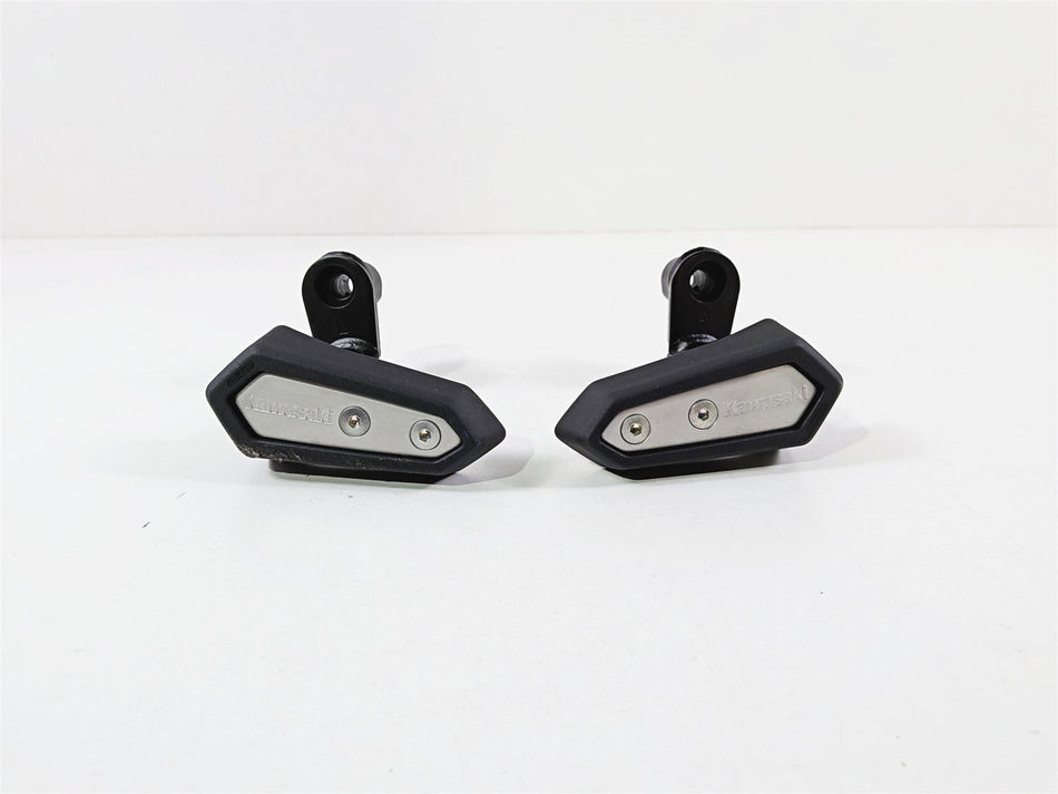 2024 Kawasaki EX500 Ninja 40th An. Left Right Frame Slider Set 99994-2006 {{ shop.shopifyCountryName }} - Mototech271