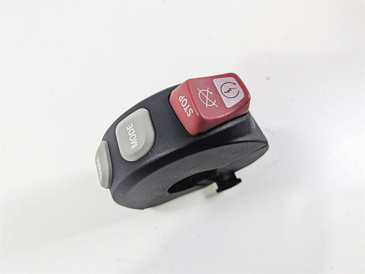 2016 BMW R1200 GS K50 Right Hand Start Stop Control Switch 61318546186 {{ shop.shopifyCountryName }} - Mototech271