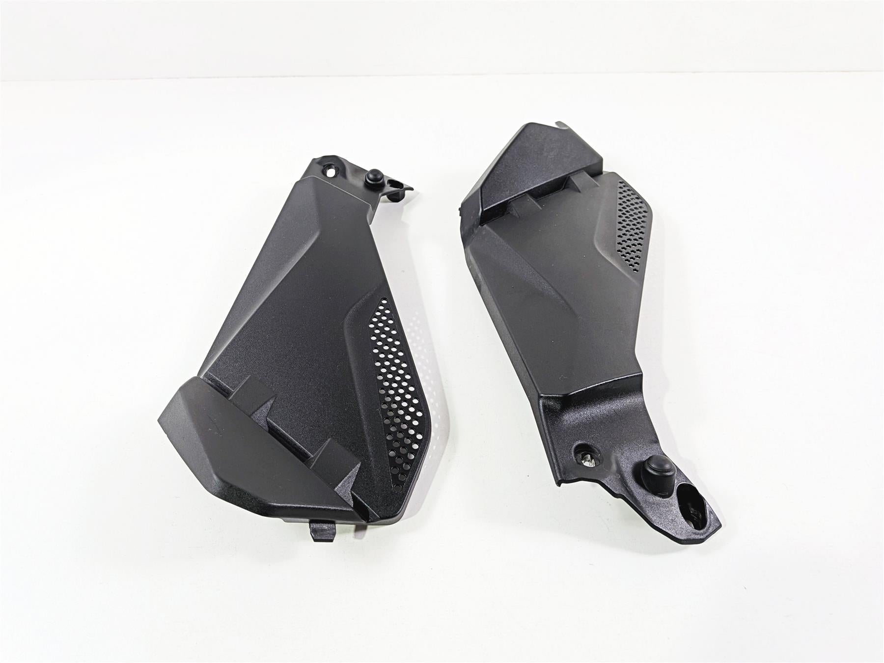 2015 BMW R1200GS K50 Lower Side Tank Fairing Set READ 46638528676 46638528675 {{ shop.shopifyCountryName }} - Mototech271