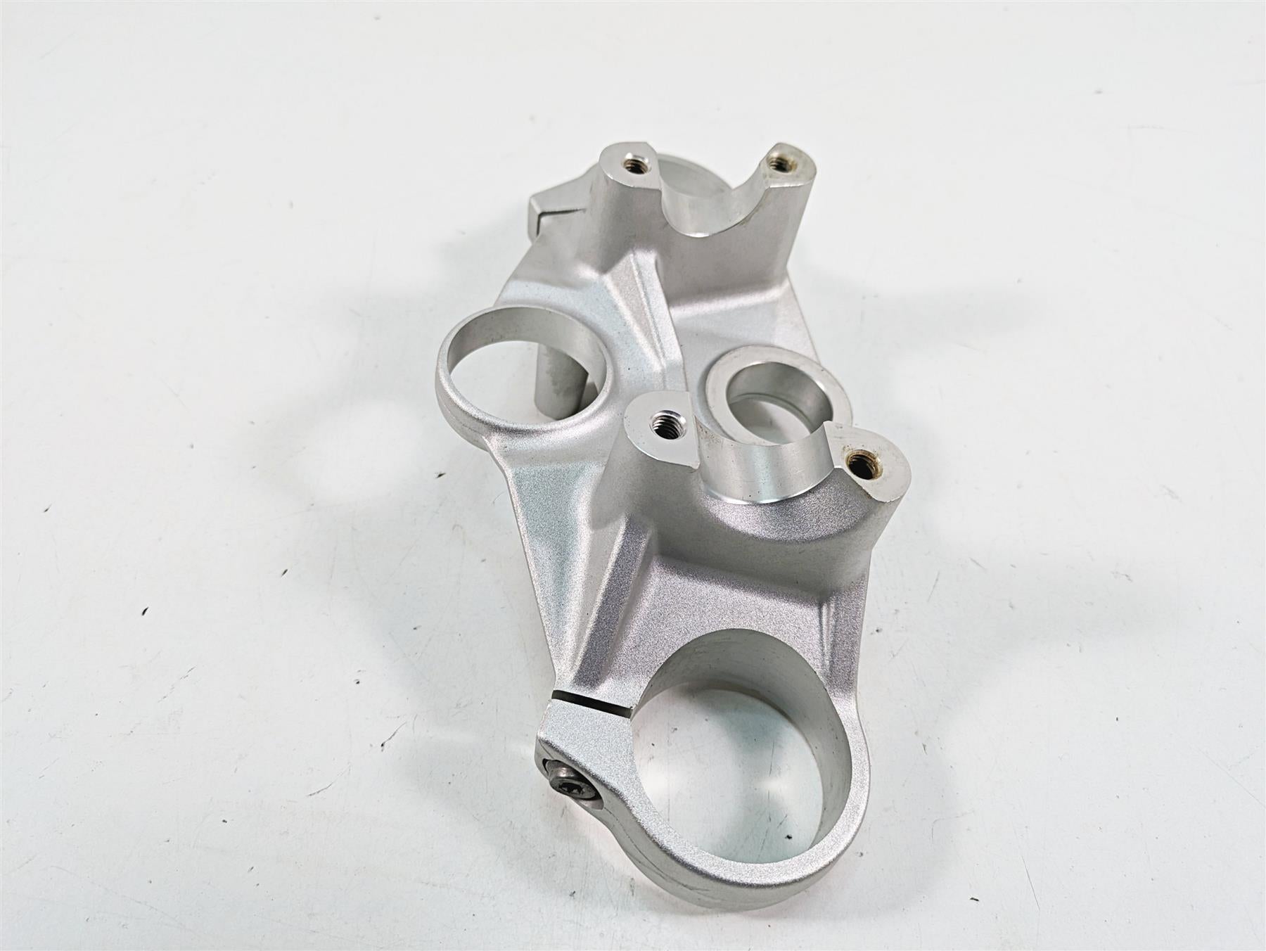 2016 BMW R1200R K53 Upper Triple Tree Steering Clamp 55mm 31428525324 {{ shop.shopifyCountryName }} - Mototech271