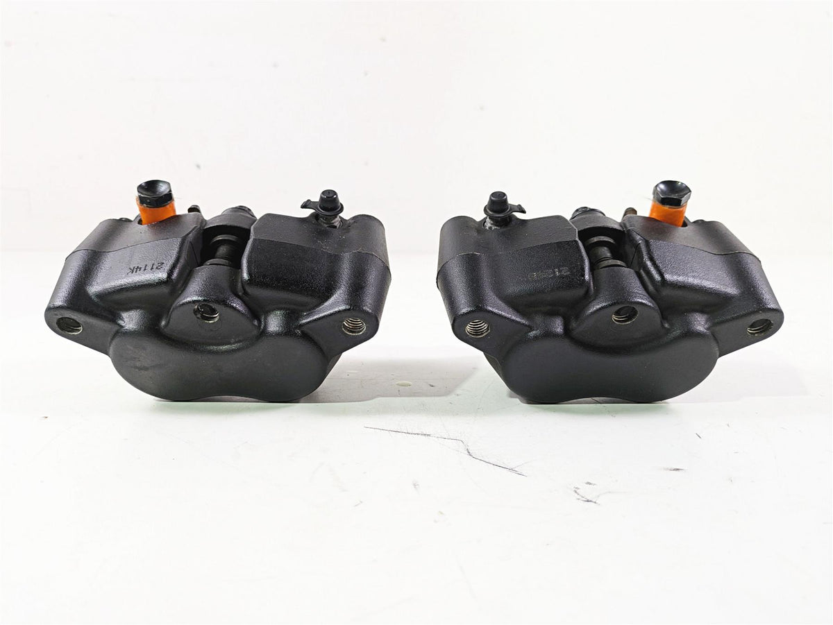 2015 Harley FXDF Dyna Fat Bob Front Brake Caliper Set 41300001 41300002 {{ shop.shopifyCountryName }} - Mototech271
