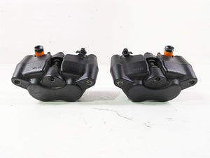 2015 Harley FXDF Dyna Fat Bob Front Brake Caliper Set 41300001 41300002