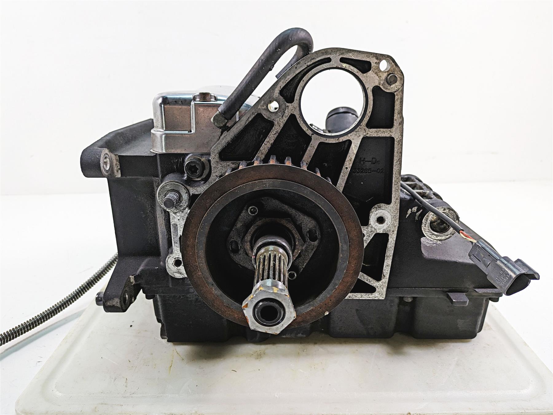 2005 Harley Touring FLHTCUI Electra Glide 5-Sp Transmission - Read 33035-05 {{ shop.shopifyCountryName }} - Mototech271