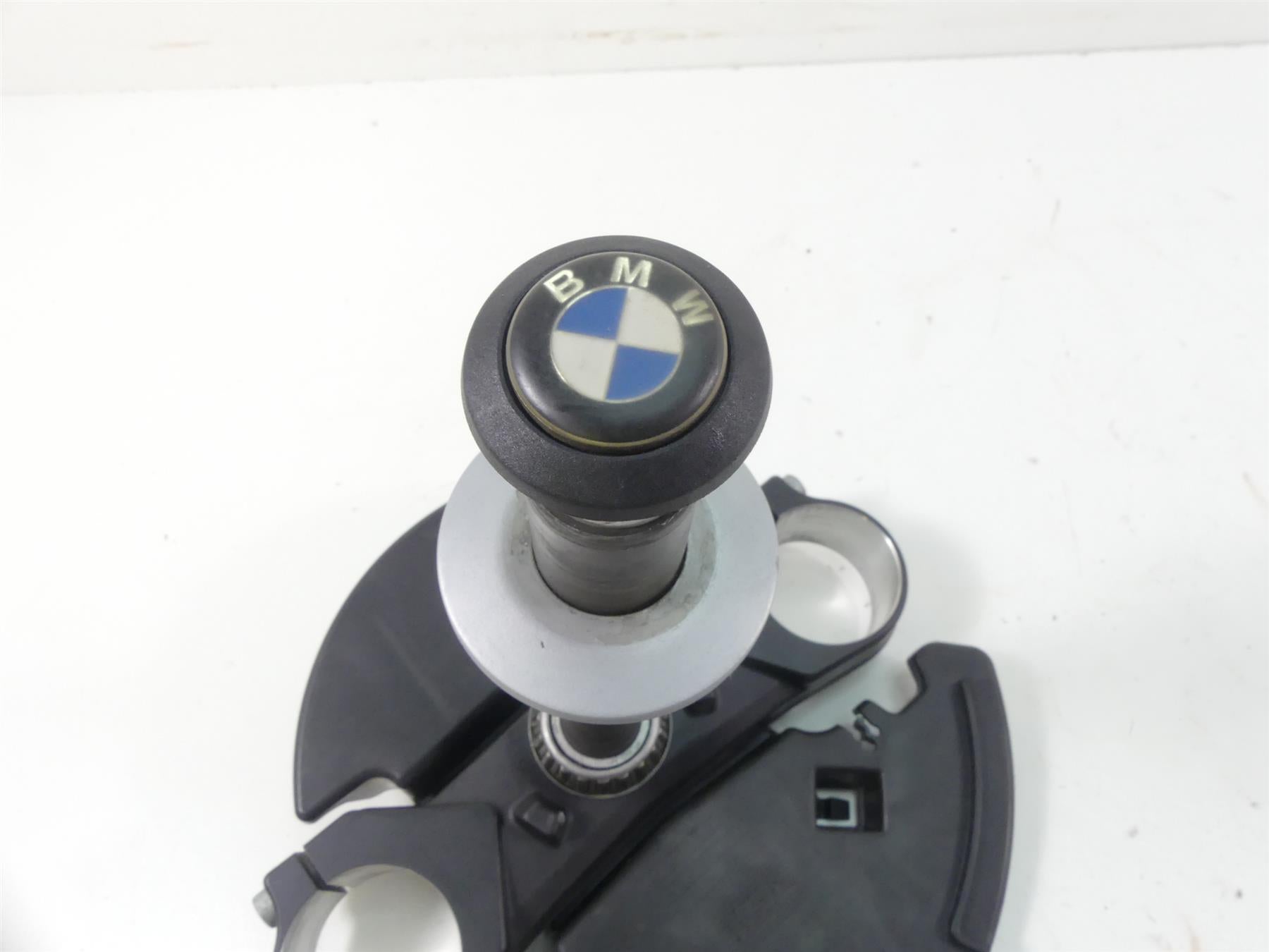 2017 BMW F800GS K72 Lower Triple Tree Steering Clamp Yoke 57mm 31428530350 {{ shop.shopifyCountryName }} - Mototech271