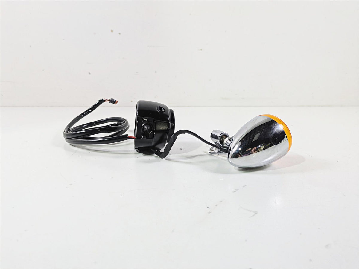 2014 Harley FXDF Dyna Fat Bob Left Hand Control Switch & Blinker 72945-12 {{ shop.shopifyCountryName }} - Mototech271
