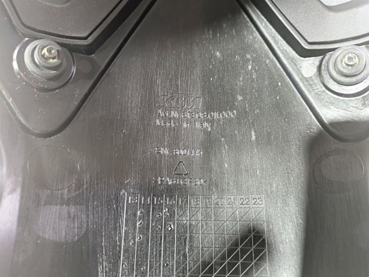 2017 KTM 1290 Super Duke GT Front Fender Black 61308010000 {{ shop.shopifyCountryName }} - Mototech271