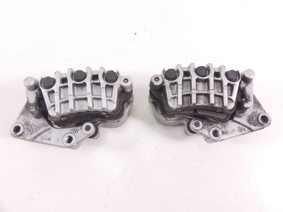 2010 Victory Vision Tour Front Nissin Brake Caliper Set 1910924 1910925 {{ shop.shopifyCountryName }} - Mototech271