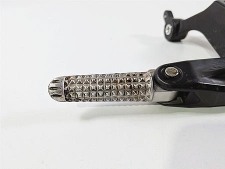 2009 Yamaha VMX17 V-Max 1700 Rear Passenger Footpeg Set - Read 2S3-27430-00-00-Mototech271