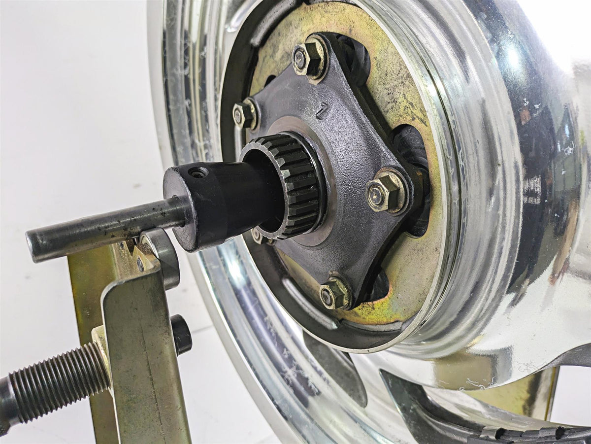 2002 Honda GL1500 CD Valkyrie Deluxe Rear Wheel Rim 16x5 42650-MZ0-B21 {{ shop.shopifyCountryName }} - Mototech271