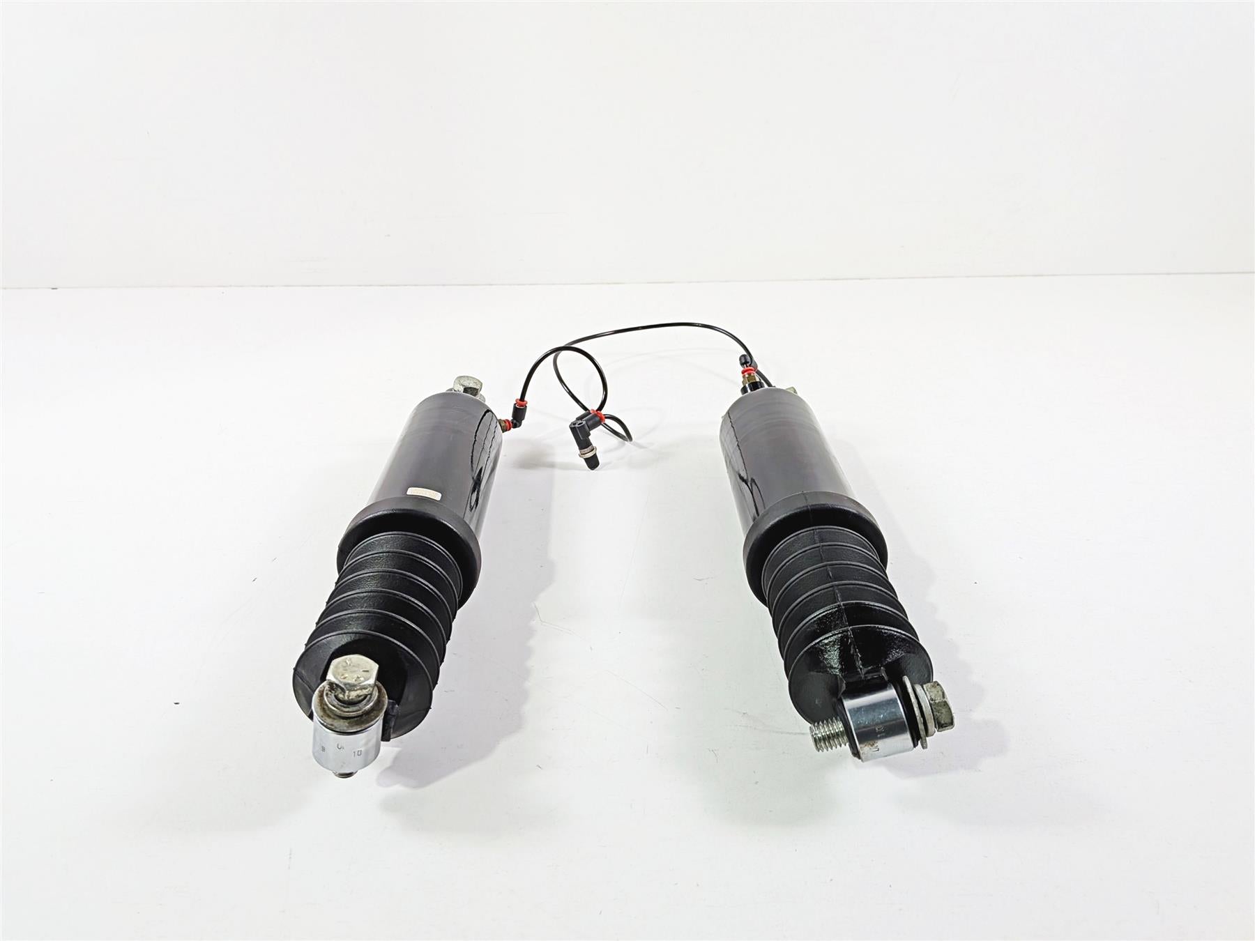 2014 Harley Touring FLHTK Electra Glide Rear Air Ride Shock Damper Set 54000036-Mototech271