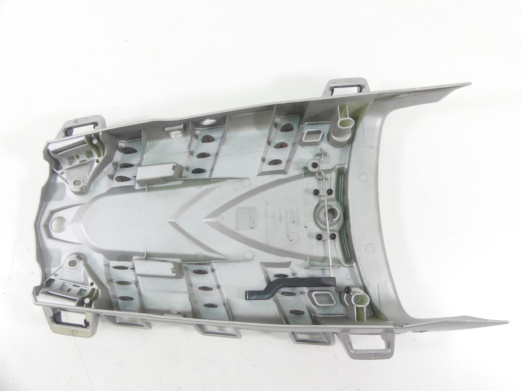 2009 BMW R1200GS K25 Rear Luggage Rack Support Bracket Mount - Read 46547698454 {{ shop.shopifyCountryName }} - Mototech271
