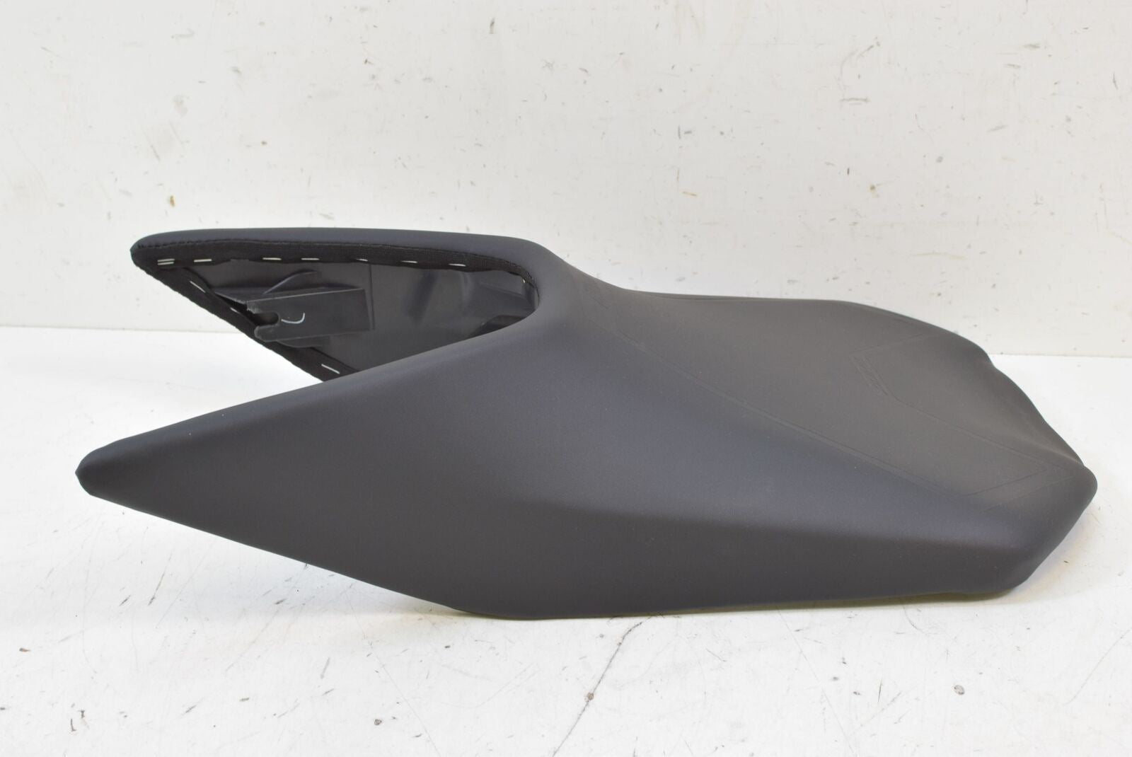2017 KTM Duke 390 Front Rider Driver Saddle Seat 93007040000 {{ shop.shopifyCountryName }} - Mototech271