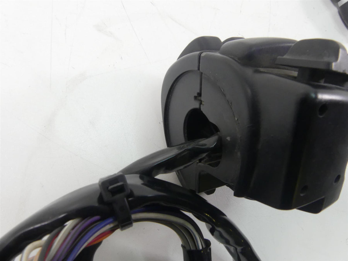 2013 Harley Touring FLHTP Electra Glide Right Cruise Control Switch 71684-06A {{ shop.shopifyCountryName }} - Mototech271