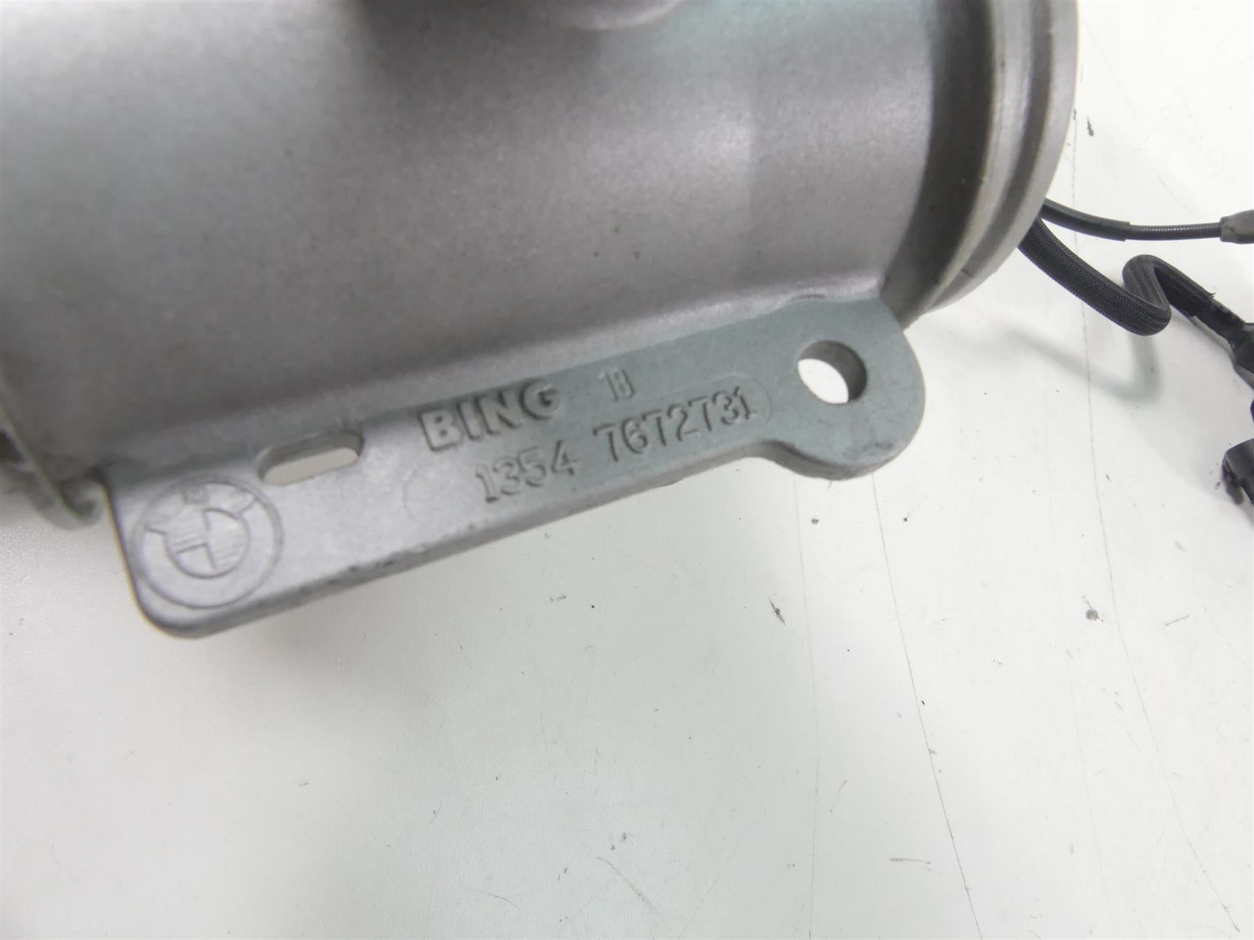 2008 BMW R1200GS K25 Bing Throttle Body Set & Cables 13547672731 13547672732 {{ shop.shopifyCountryName }} - Mototech271