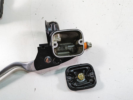 2009 Harley FXCWC Softail Rocker C Front 9/16" Brake Master Cylinder 45019-08C {{ shop.shopifyCountryName }} - Mototech271