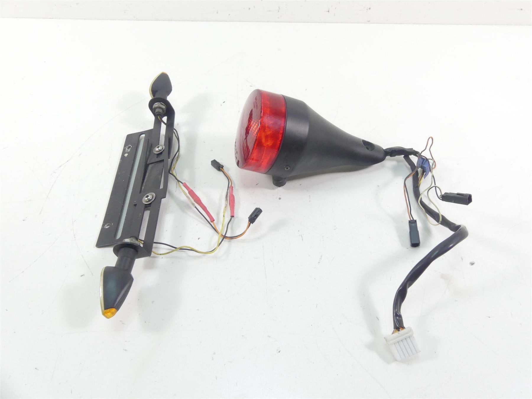 2007 Ducati Sport Classic GT1000 Taillight Blinker Turn Signal Set 52520242B {{ shop.shopifyCountryName }} - Mototech271