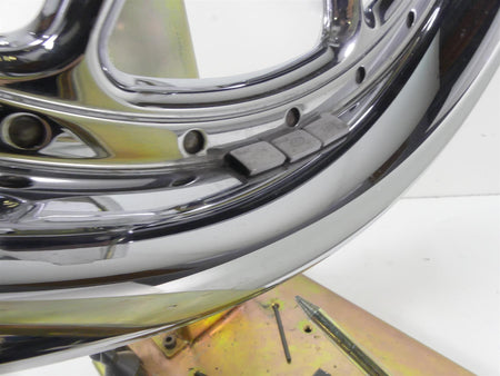 2007 Harley Touring FLHR SE CVO Road King Front Wheel 18x3.5 - Read 44612-07 {{ shop.shopifyCountryName }} - Mototech271