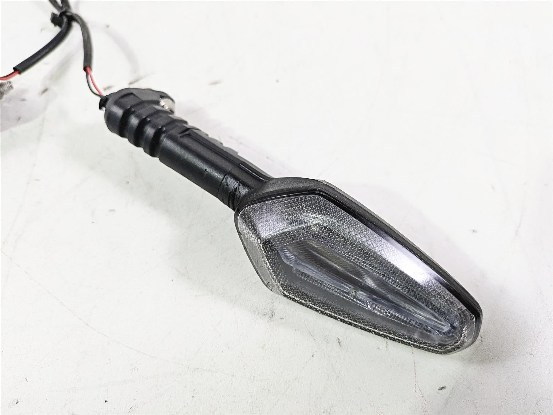 2023 BMW G310R K03 Front Blinker Turn Signal Set 63138557204 {{ shop.shopifyCountryName }} - Mototech271