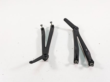 2007 Yamaha R1 YZFR1 Passenger Footpeg Rest Set -Rash 5VY-2741L-00 5VY-2742L-00 {{ shop.shopifyCountryName }} - Mototech271