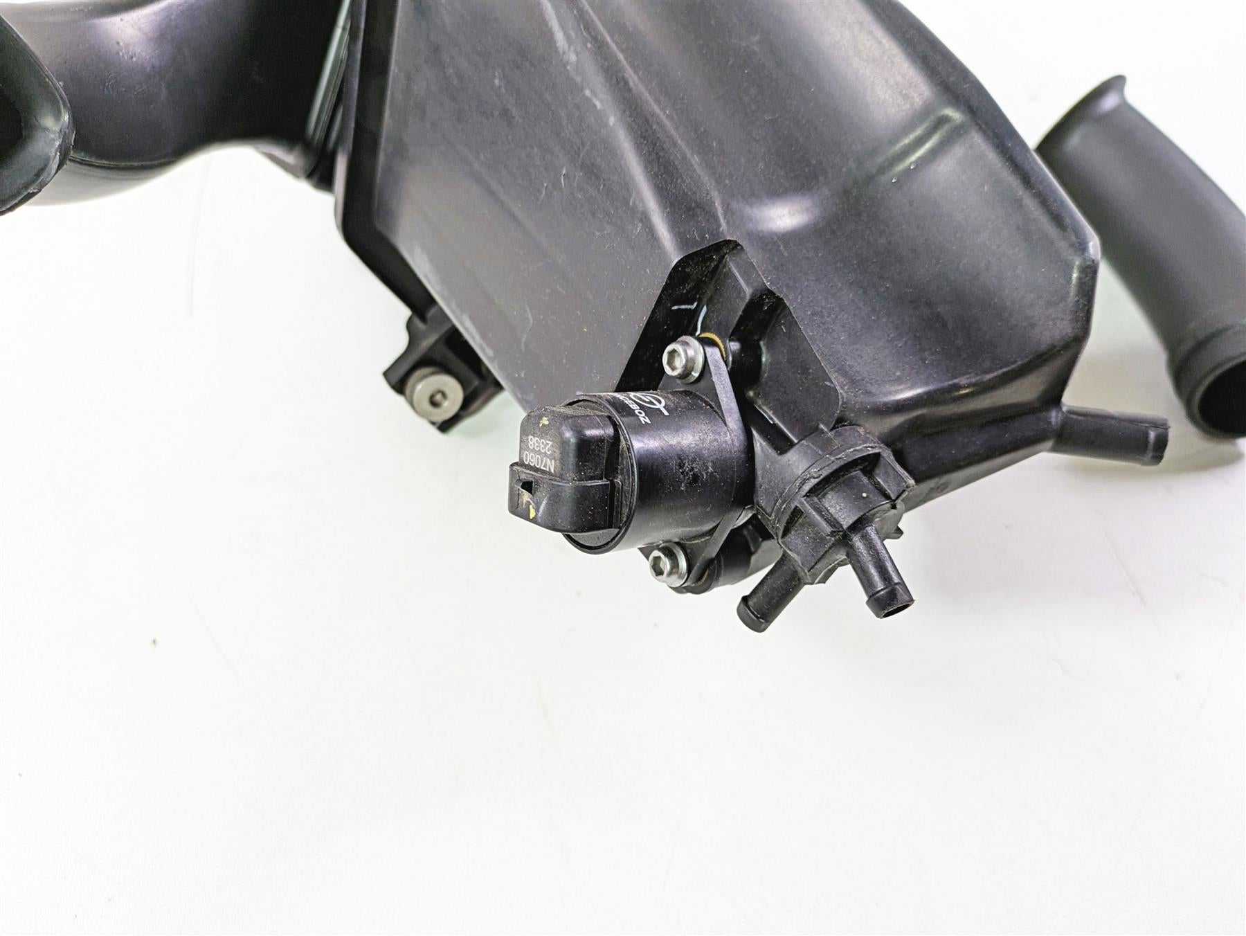 2019 BMW G310GS K02 Air Box Cleaner Breather Filter 13718558303 {{ shop.shopifyCountryName }} - Mototech271