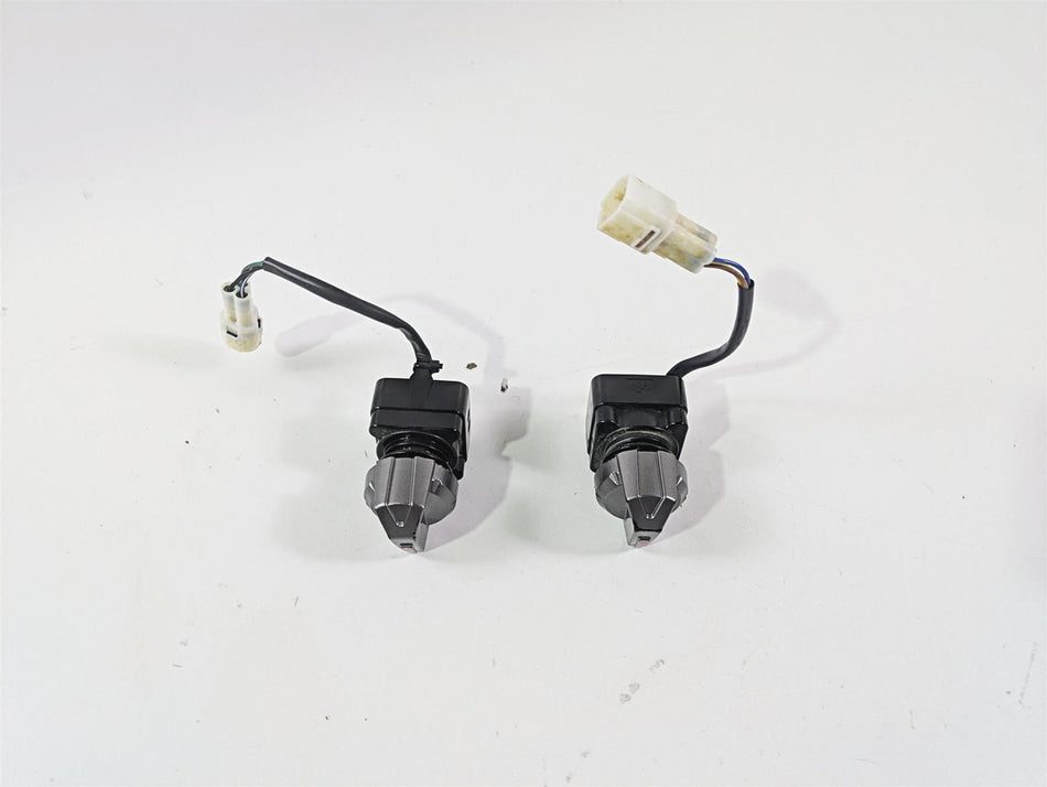 2020 Yamaha YXZ1000 R SS XTR 2 Wheel Drive & Light Switch Set 1XD-H2510-11-00 {{ shop.shopifyCountryName }} - Mototech271
