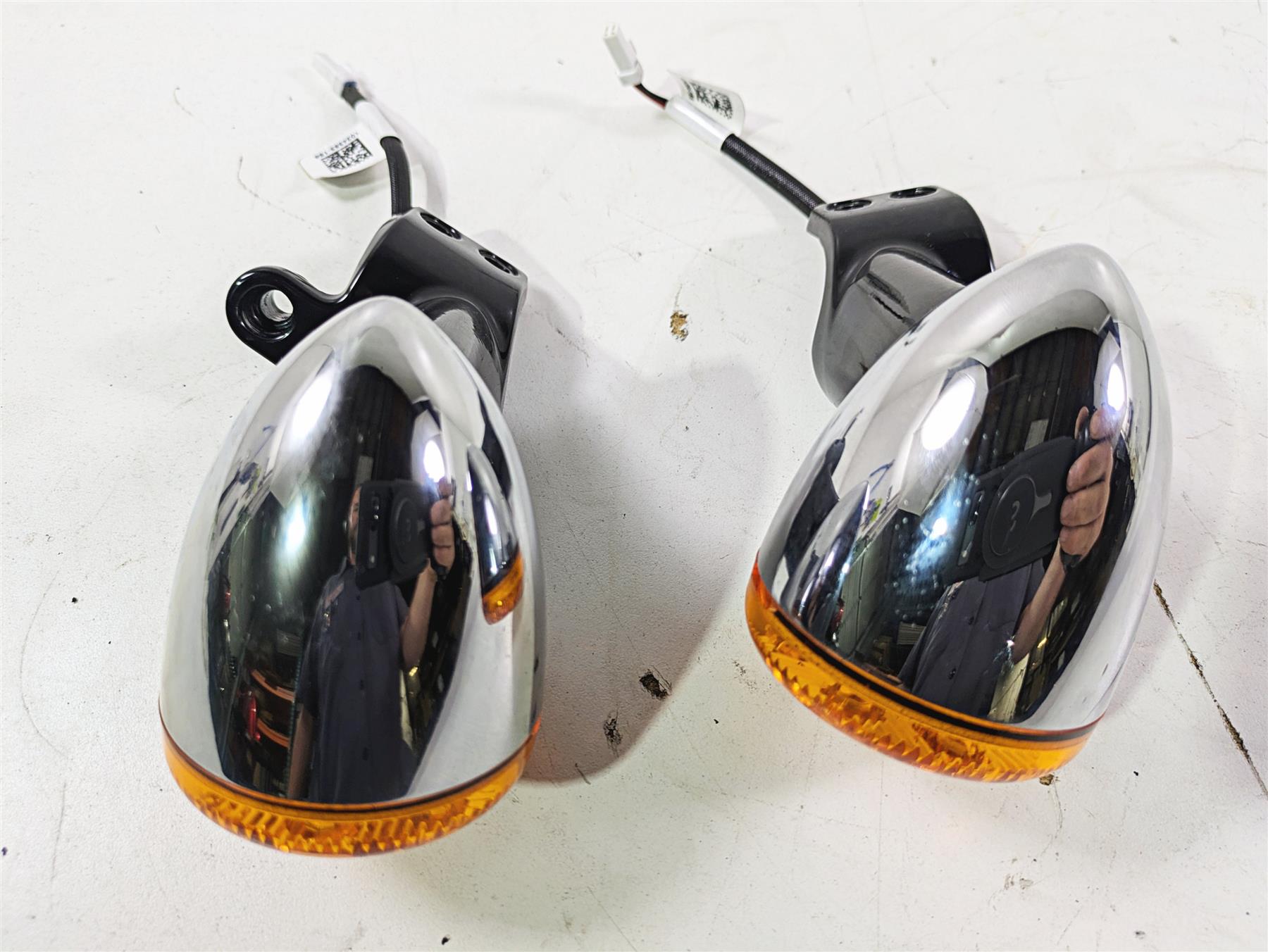 2019 Indian Chieftain Limited Front Blinker Turn Signal Set 2414421 {{ shop.shopifyCountryName }} - Mototech271