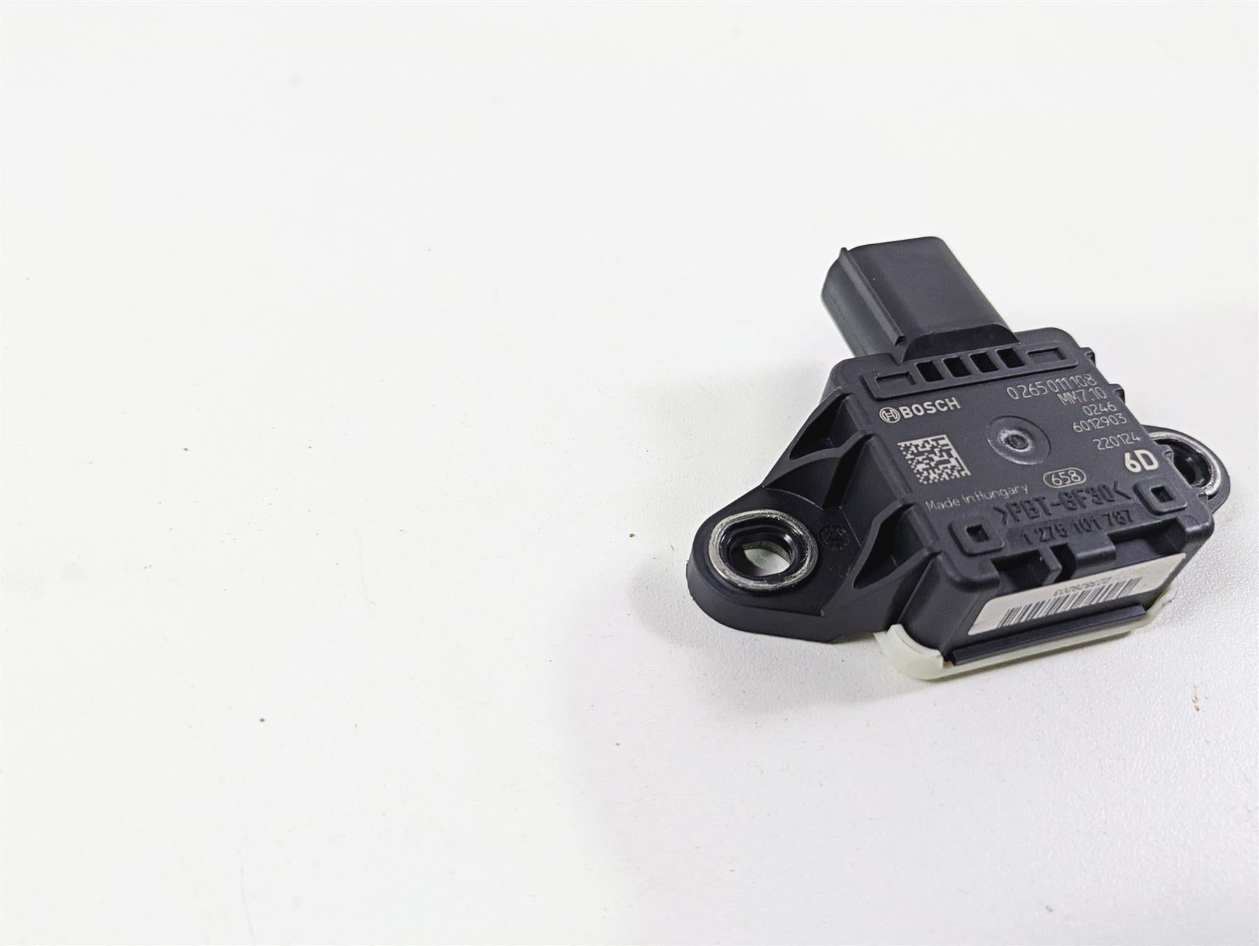2022 Ducati Streetfighter V2 Fall Lean Angle Sensor Bosch 38540093B {{ shop.shopifyCountryName }} - Mototech271