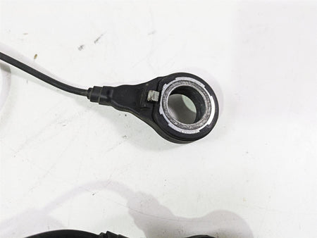 2011 Harley Touring FLHTCUSE CVO E-Glide Abs Brake Wheel Speed Sensors 40614-08 {{ shop.shopifyCountryName }} - Mototech271