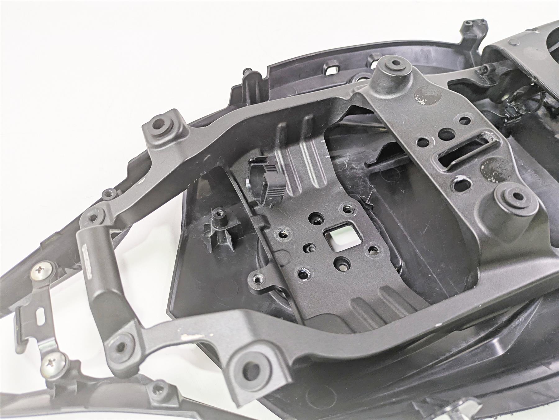 2020 Kawasaki ZX6R ZX636 Ninja Subframe & Sub Frame Inner Fender 32160-0399 {{ shop.shopifyCountryName }} - Mototech271