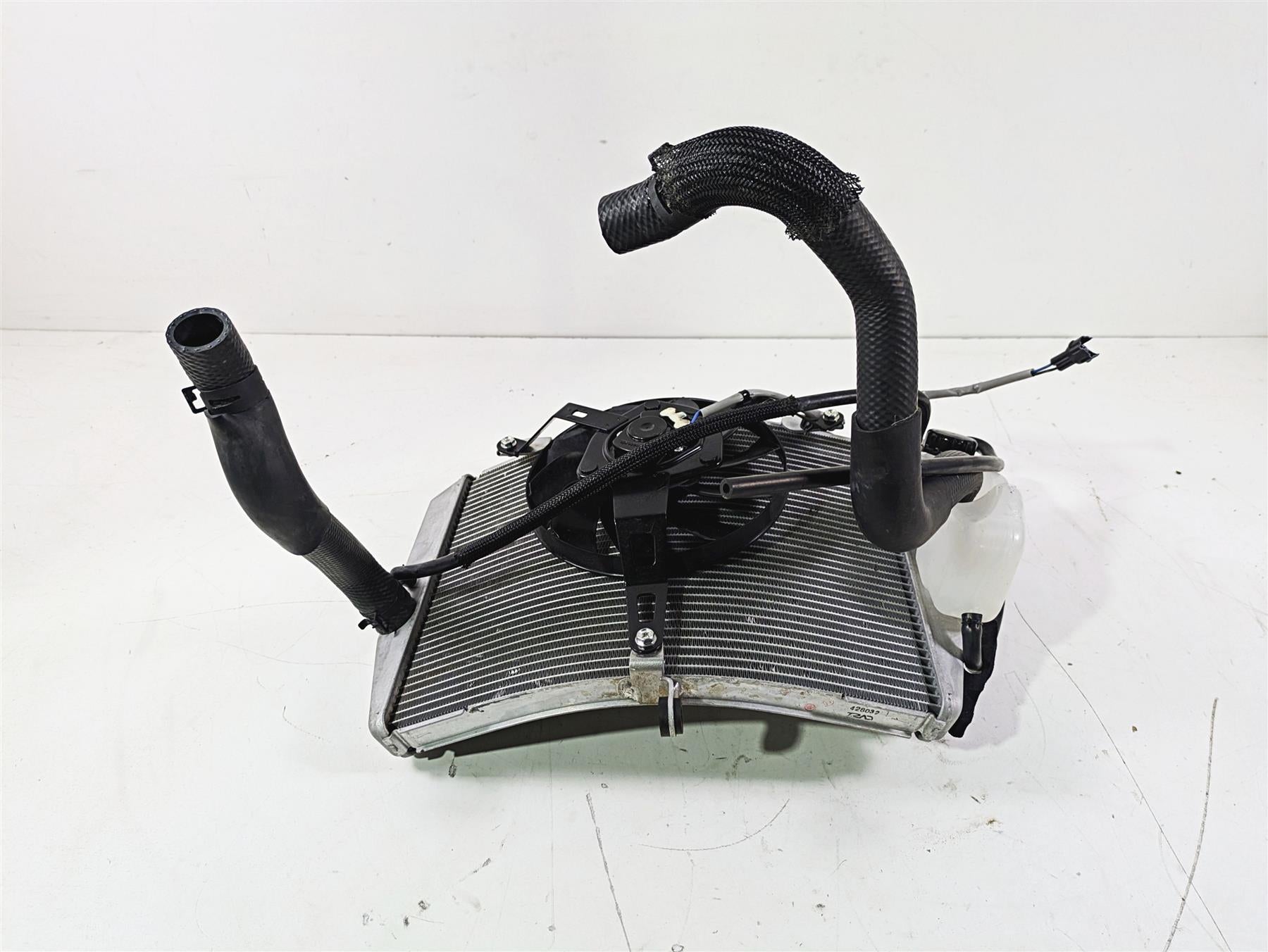 2024 Kawasaki ZX6R ZX636 Ninja Radiator Fan Reservoir Hoses Set -Read 39060-0754 | Mototech271