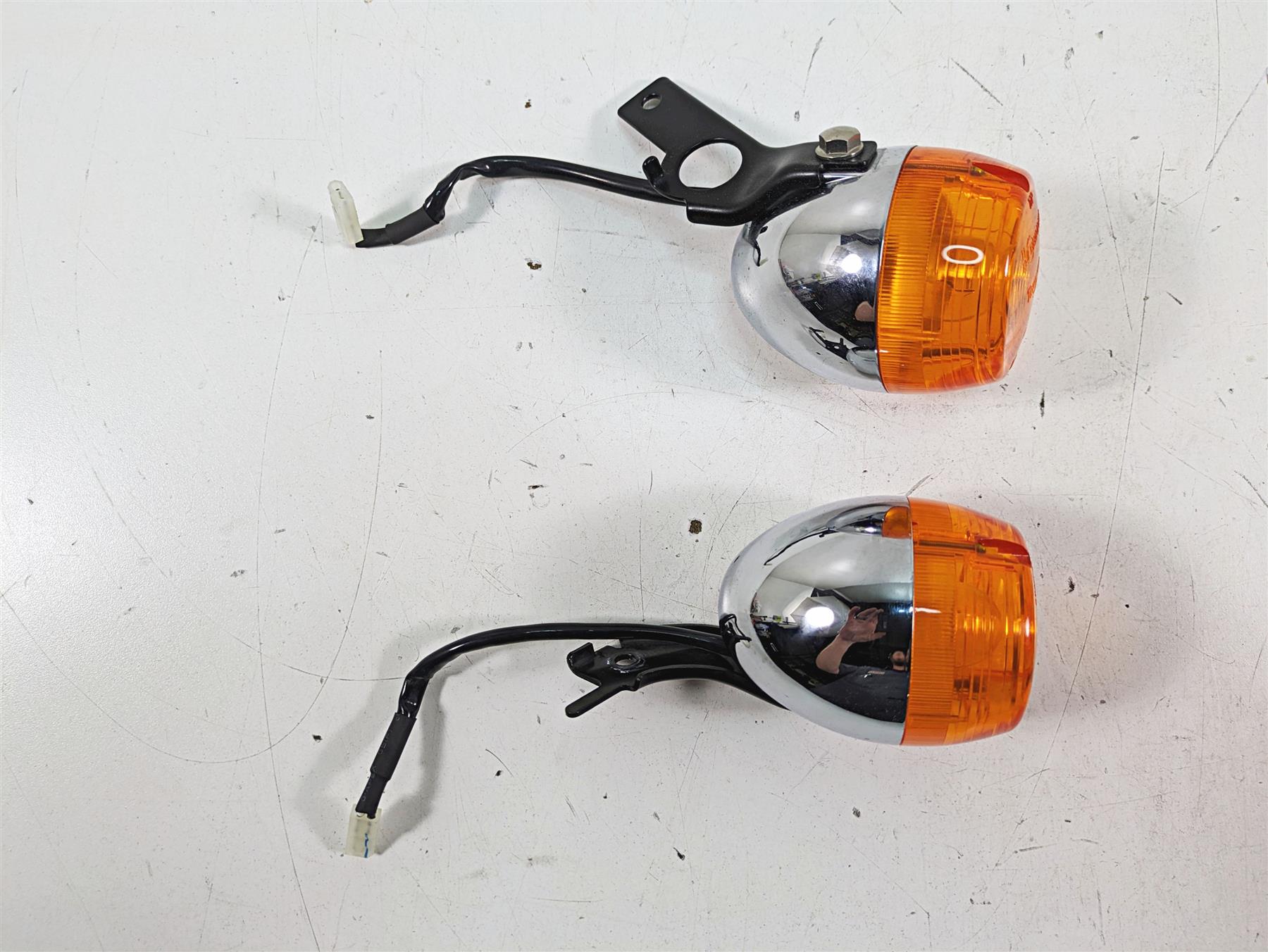 2011 Triumph America Front Blinker Turn Signal Set T2700234 | Mototech271