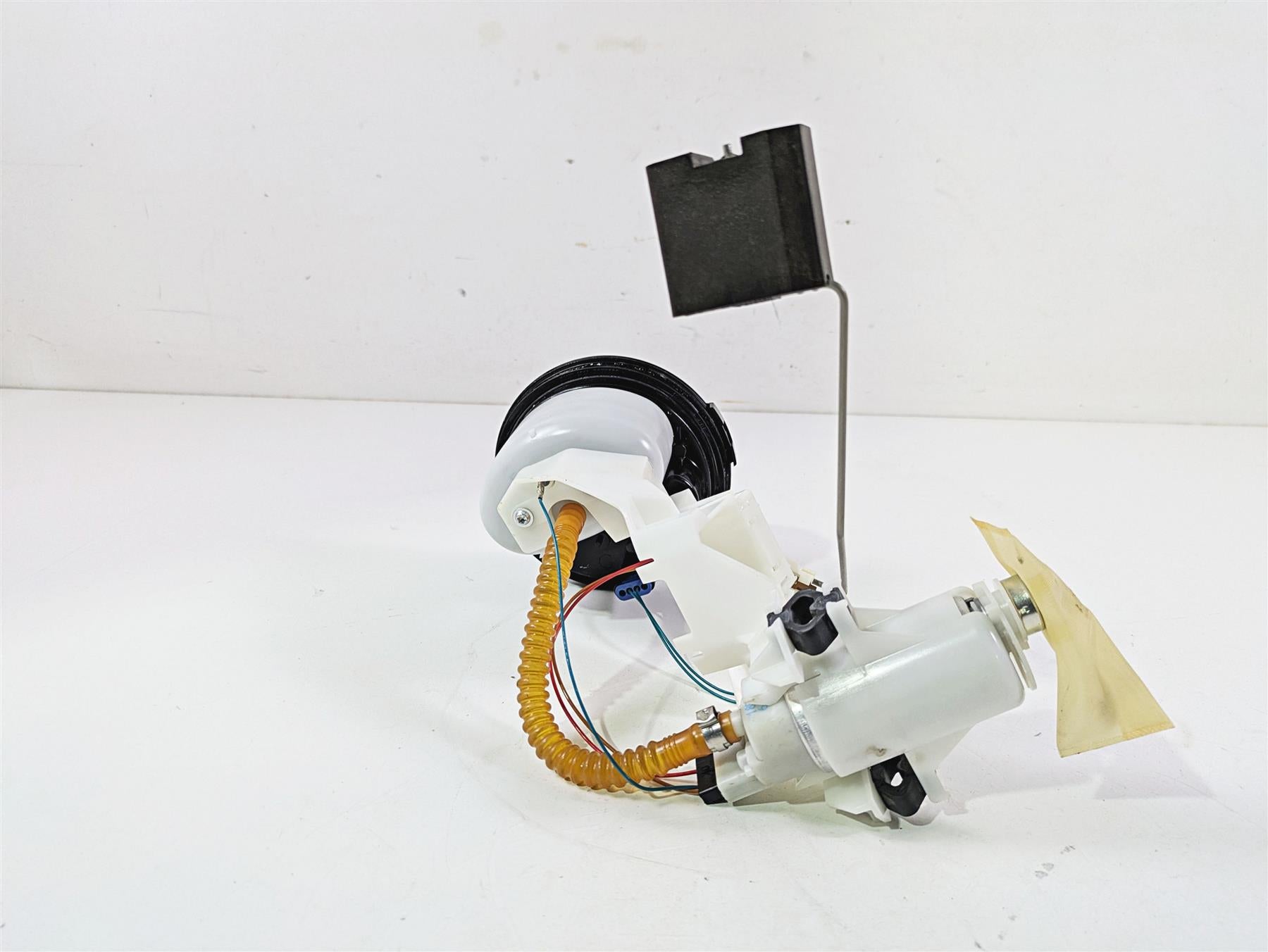 2014 BMW K1600 GTL K48 Fuel Gas Petrol Pump & Level Sender 16148554921 {{ shop.shopifyCountryName }} - Mototech271