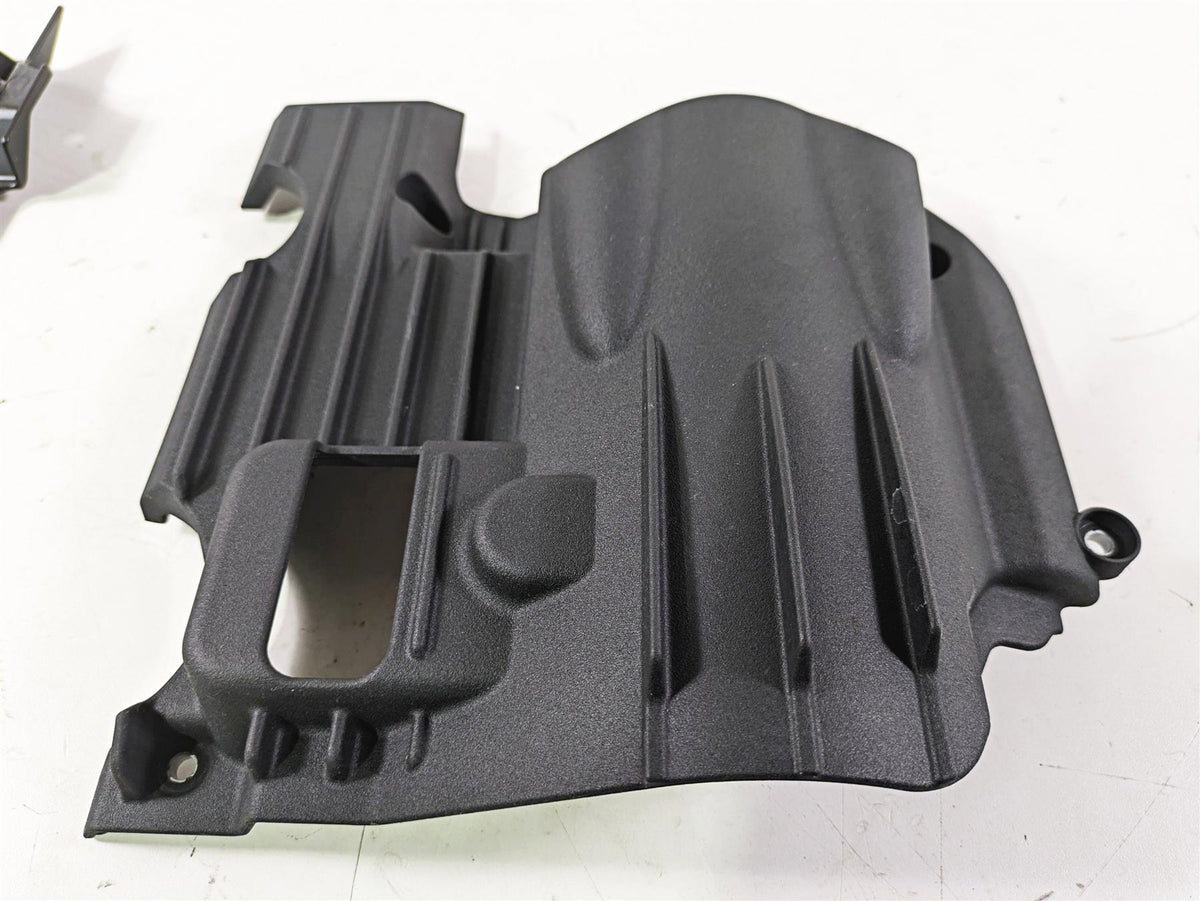 2014 Moto Guzzi California 1400 Touring Engine Side Cover Fairing Set B063143 {{ shop.shopifyCountryName }} - Mototech271