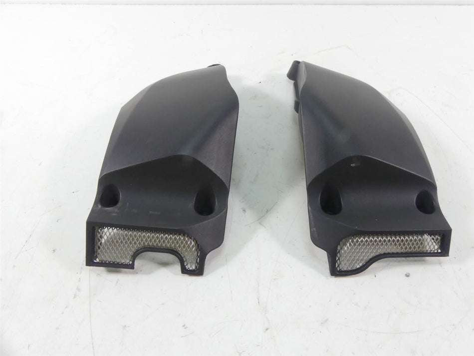 2013 Ducati Streetfighter 848 Air Intake Duct Side Fairing Cover Set 48410751B {{ shop.shopifyCountryName }} - Mototech271