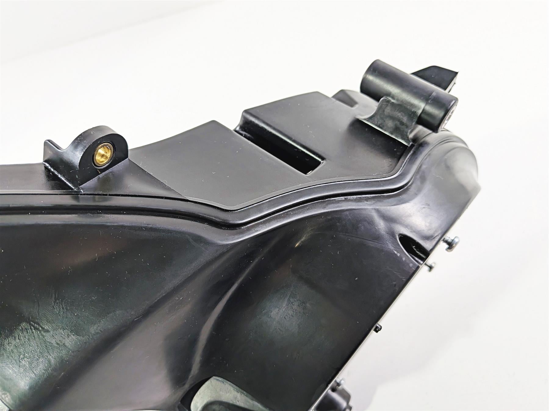 2018 Harley Touring FLHTCU Electra Glide Left Speaker Box Housing 57000172-Mototech271