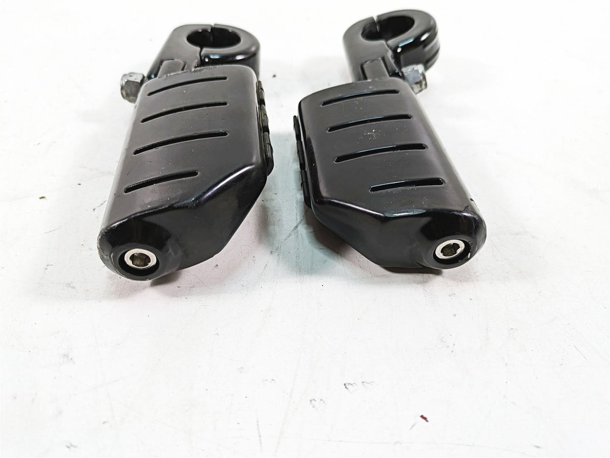 2020 Harley Softail FXBB Street Bob Crash Bar Highway Foot Peg Set - Read {{ shop.shopifyCountryName }} - Mototech271