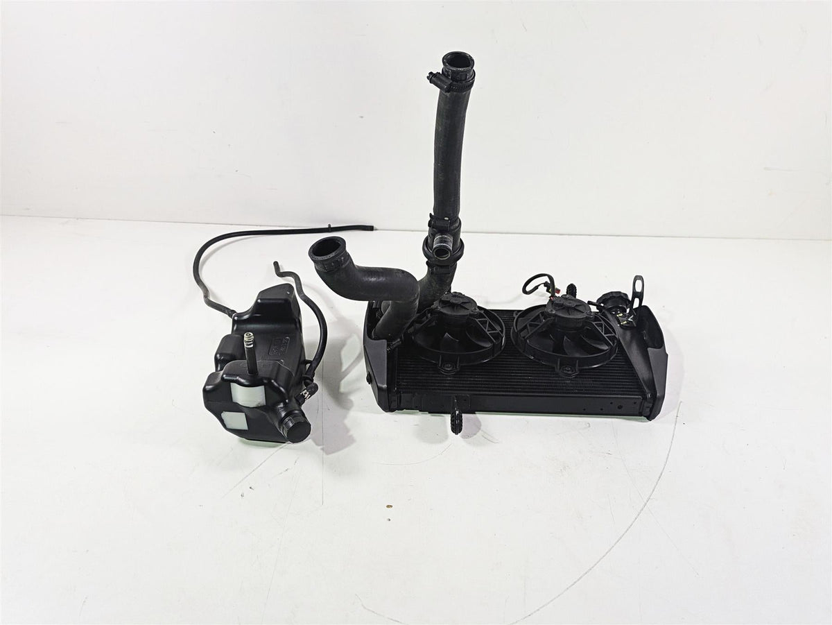 2015 Ducati Hypermotard 821 SP Radiator Fans Reservoir Hoses Set 54840981D {{ shop.shopifyCountryName }} - Mototech271