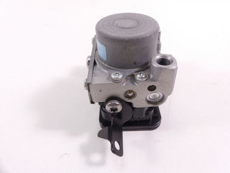 2017 Triumph Daytona 675R Abs Brake Module Module T2021488 {{ shop.shopifyCountryName }} - Mototech271