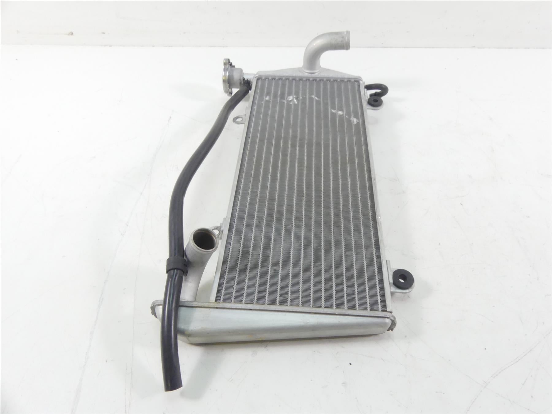 2020 Ducati Panigale V2 Upper Coolant Radiator - Straight No Leaks 54841201A {{ shop.shopifyCountryName }} - Mototech271