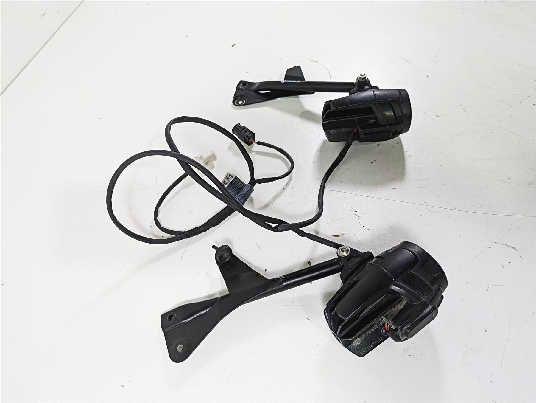 2017 BMW F800GS Adv K75 Daytime Running Fog Spot Light & Mount Set 63178532147 {{ shop.shopifyCountryName }} - Mototech271