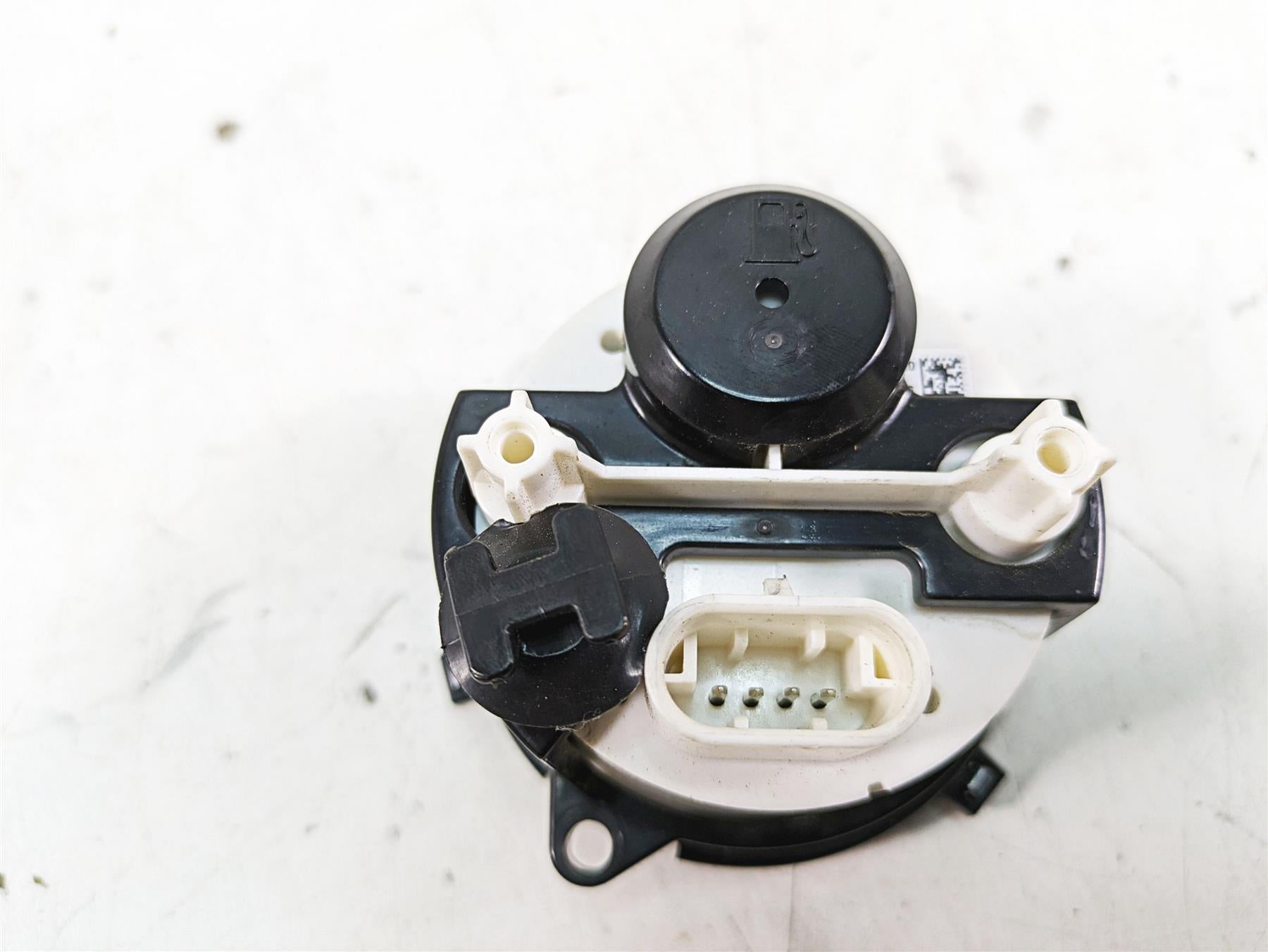 2015 Harley Touring FLHXS Street Glide Fuel Gas Petrol Level Gauge 70900163 {{ shop.shopifyCountryName }} - Mototech271
